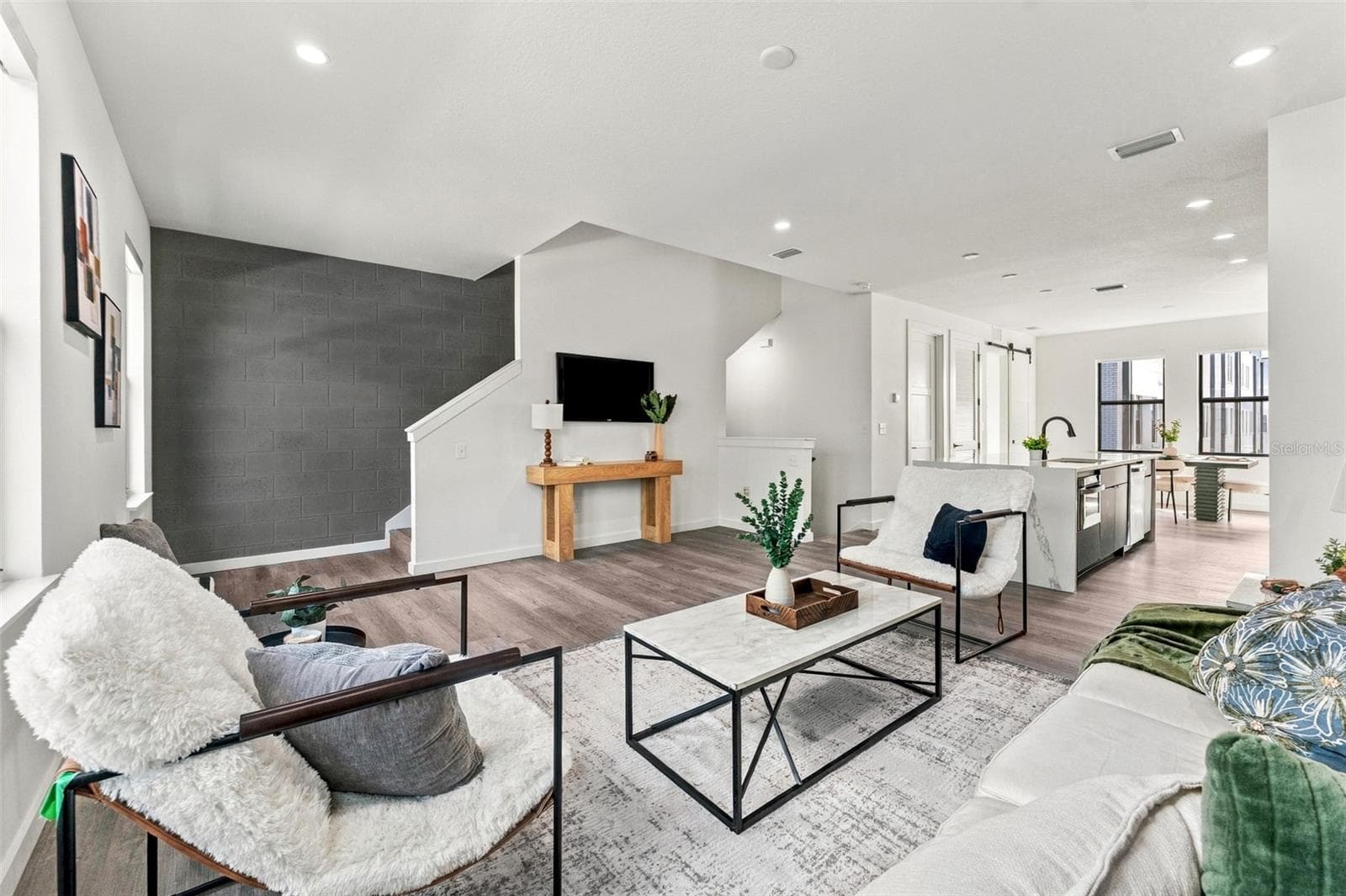 Living Room - 1218 E KAY ST #27, TAMPA