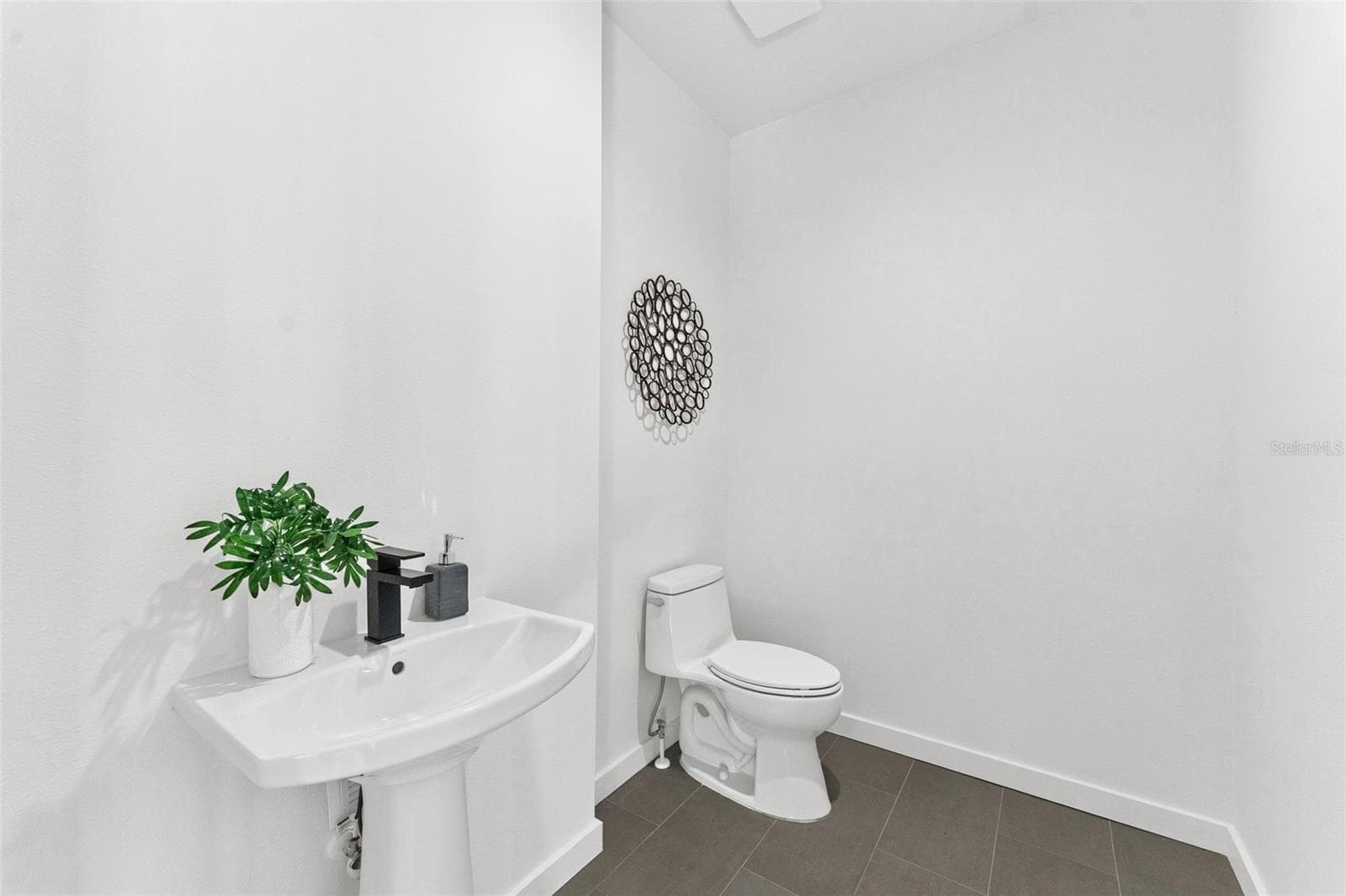 Half Bath - 1218 E KAY ST #27, TAMPA