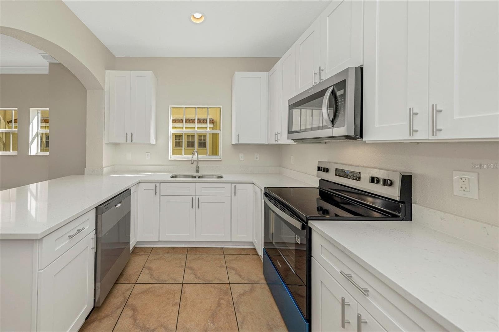 Kitchen - 612 105TH TER N, ST PETERSBURG