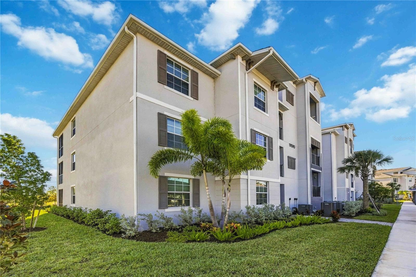 17570 OPAL SAND DR #402