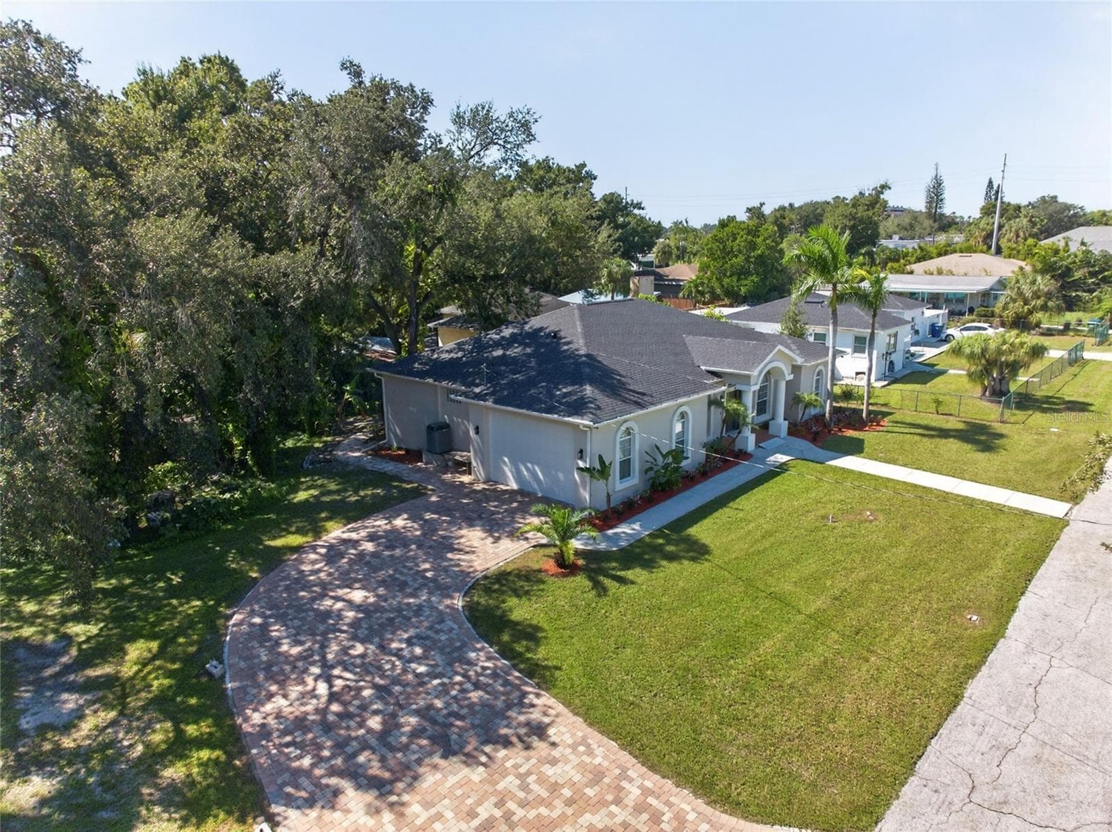 Single Family Residence at 2108 W CORDELIA ST, TAMPA, photo 2 of 60