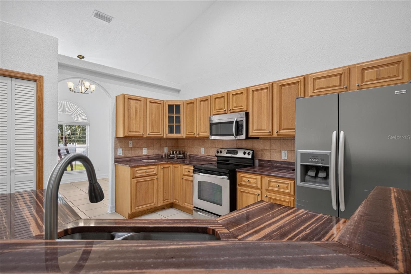 Single Family Residence at 2108 W CORDELIA ST, TAMPA, photo 14 of 60