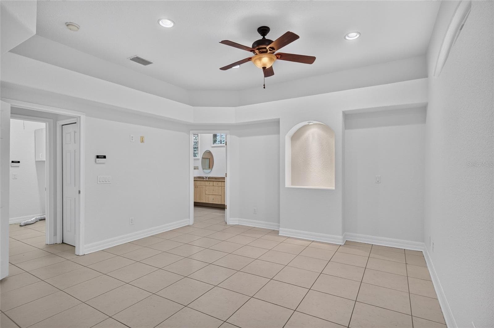 Single Family Residence at 2108 W CORDELIA ST, TAMPA, photo 24 of 60