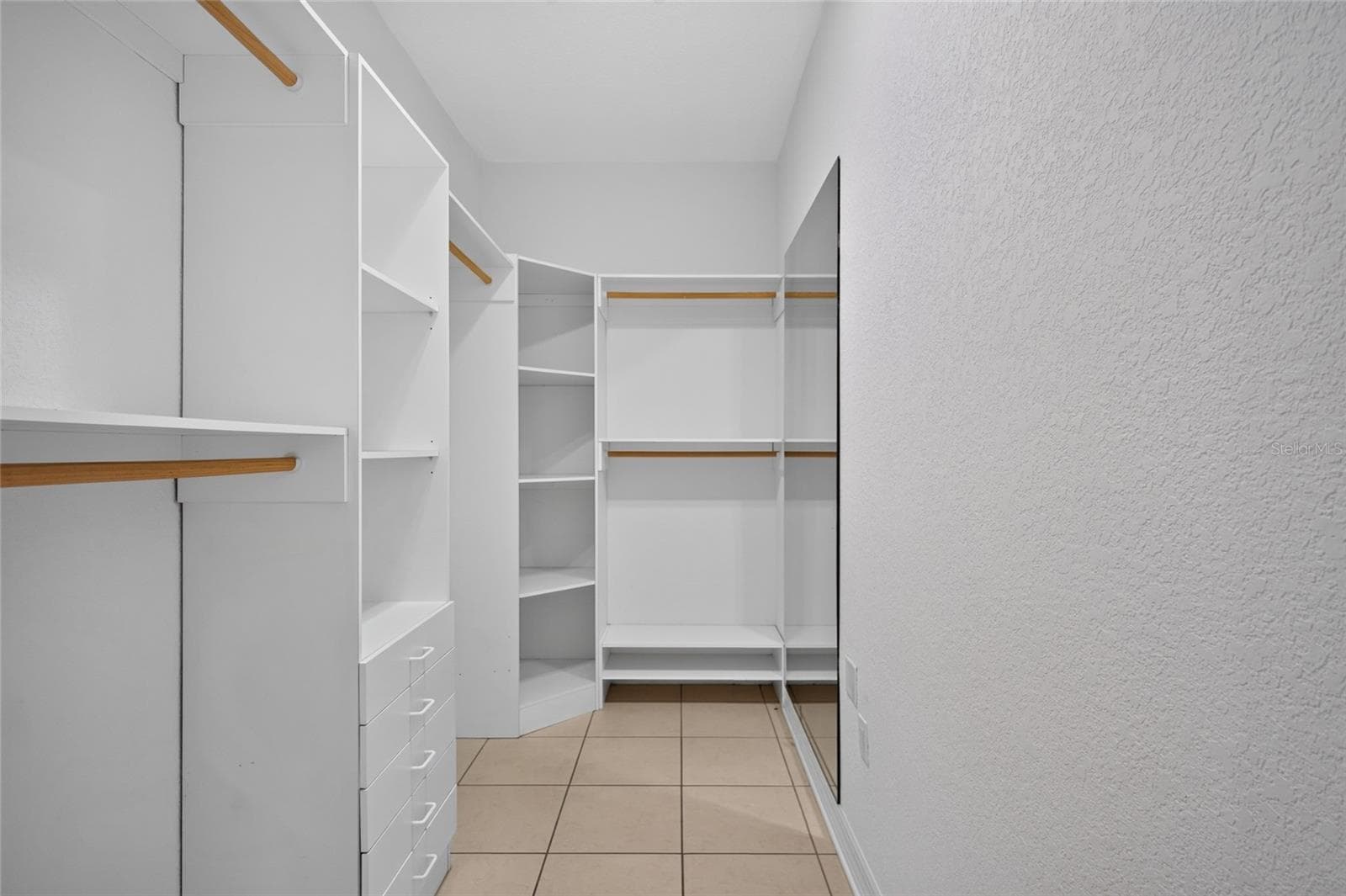 Single Family Residence at 2108 W CORDELIA ST, TAMPA, photo 30 of 60