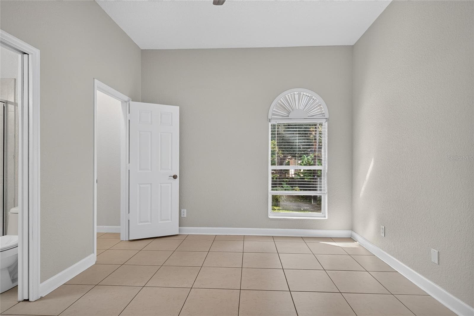 Single Family Residence at 2108 W CORDELIA ST, TAMPA, photo 36 of 60