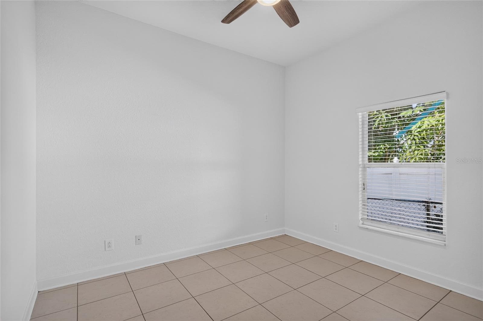 Single Family Residence at 2108 W CORDELIA ST, TAMPA, photo 43 of 60