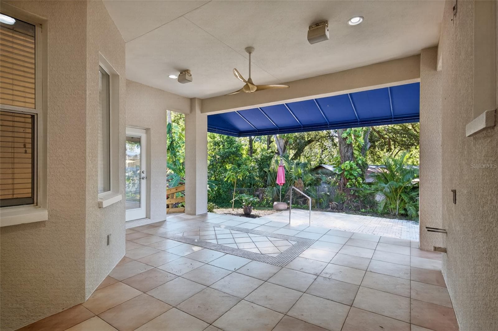 Single Family Residence at 2108 W CORDELIA ST, TAMPA, photo 47 of 60