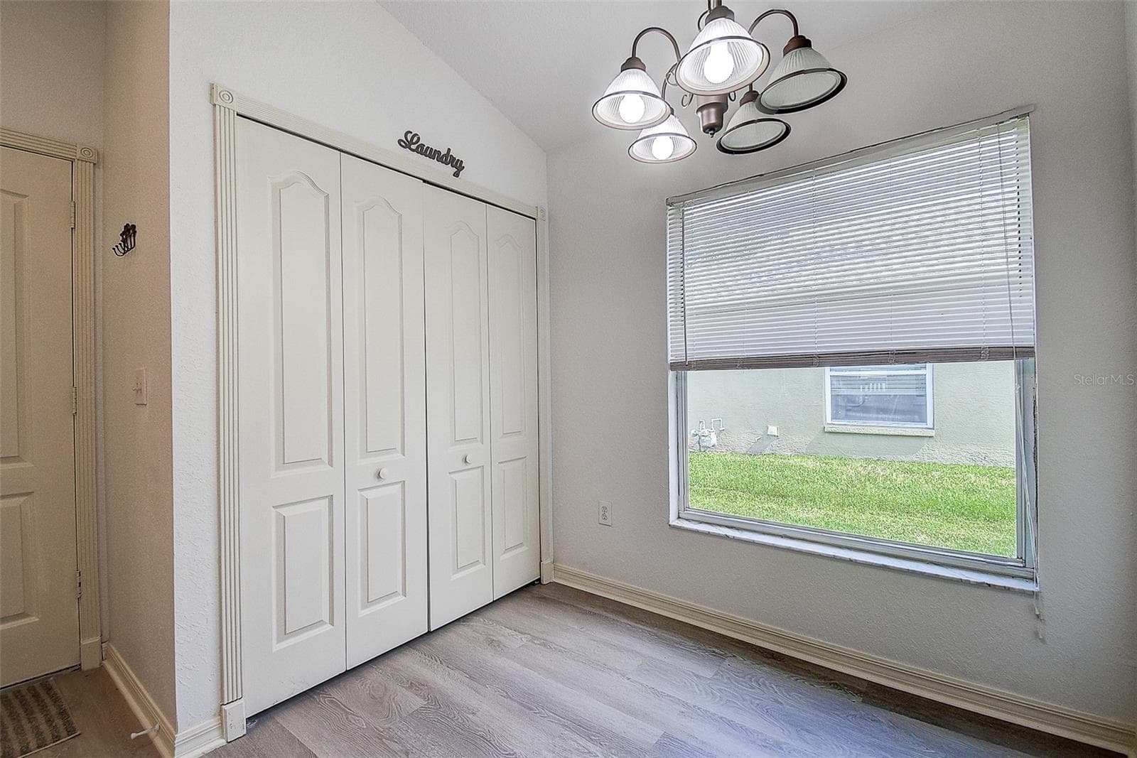 Breakfast nook - 28935 STORMCLOUD PASS, WESLEY CHAPEL
