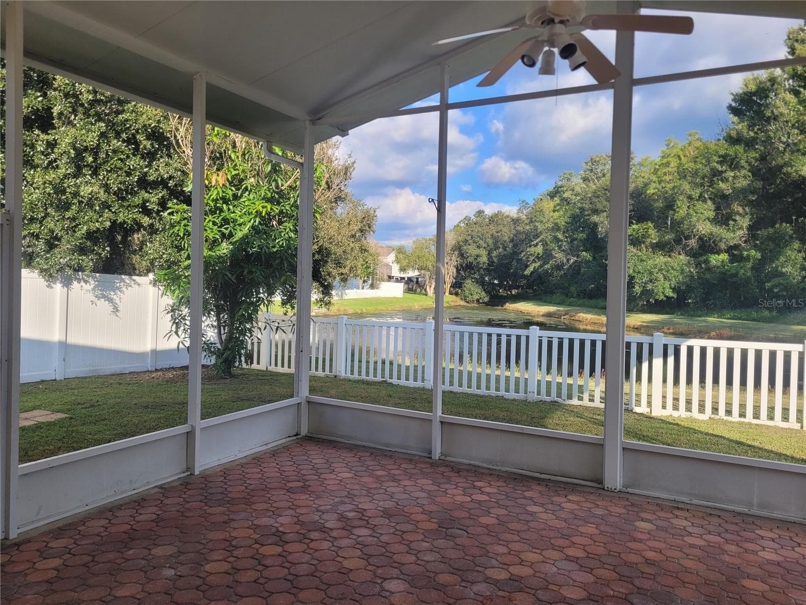 Single Family Residence at 28935 STORMCLOUD PASS, WESLEY CHAPEL, photo 40 of 47
