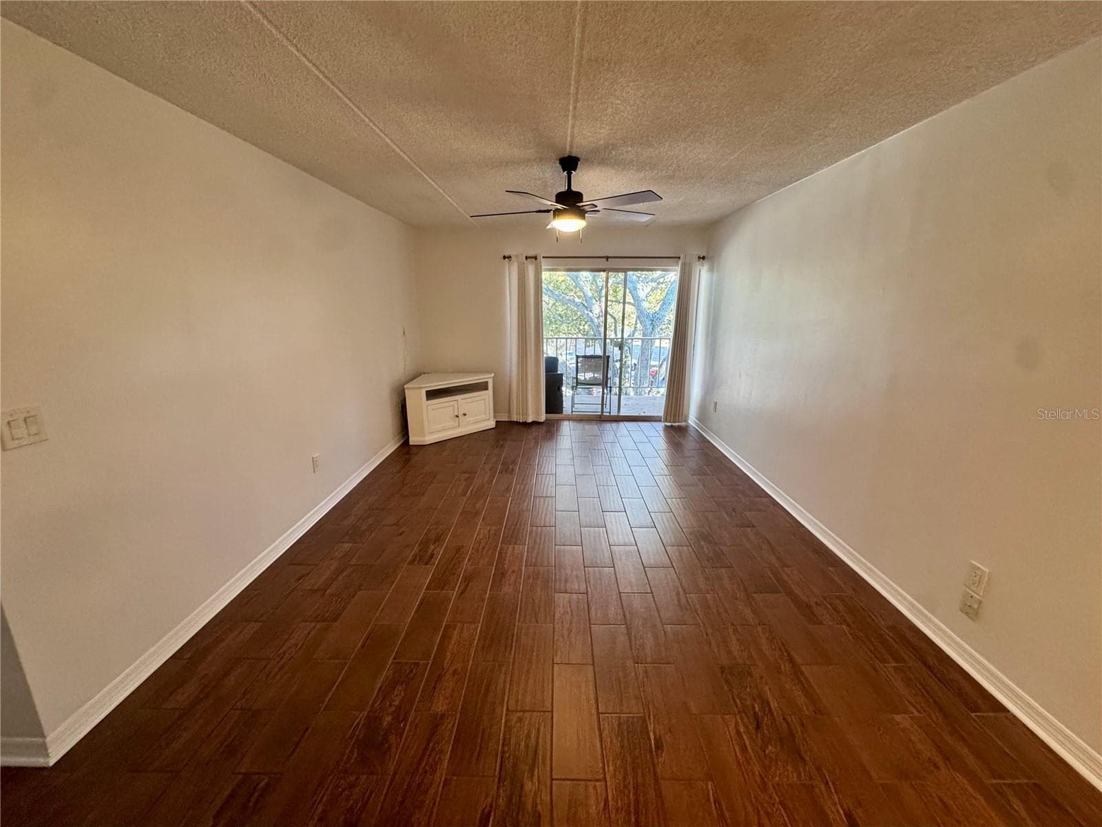 Condominium at 3325 BAYSHORE BLVD #F31, TAMPA, photo 8 of 27