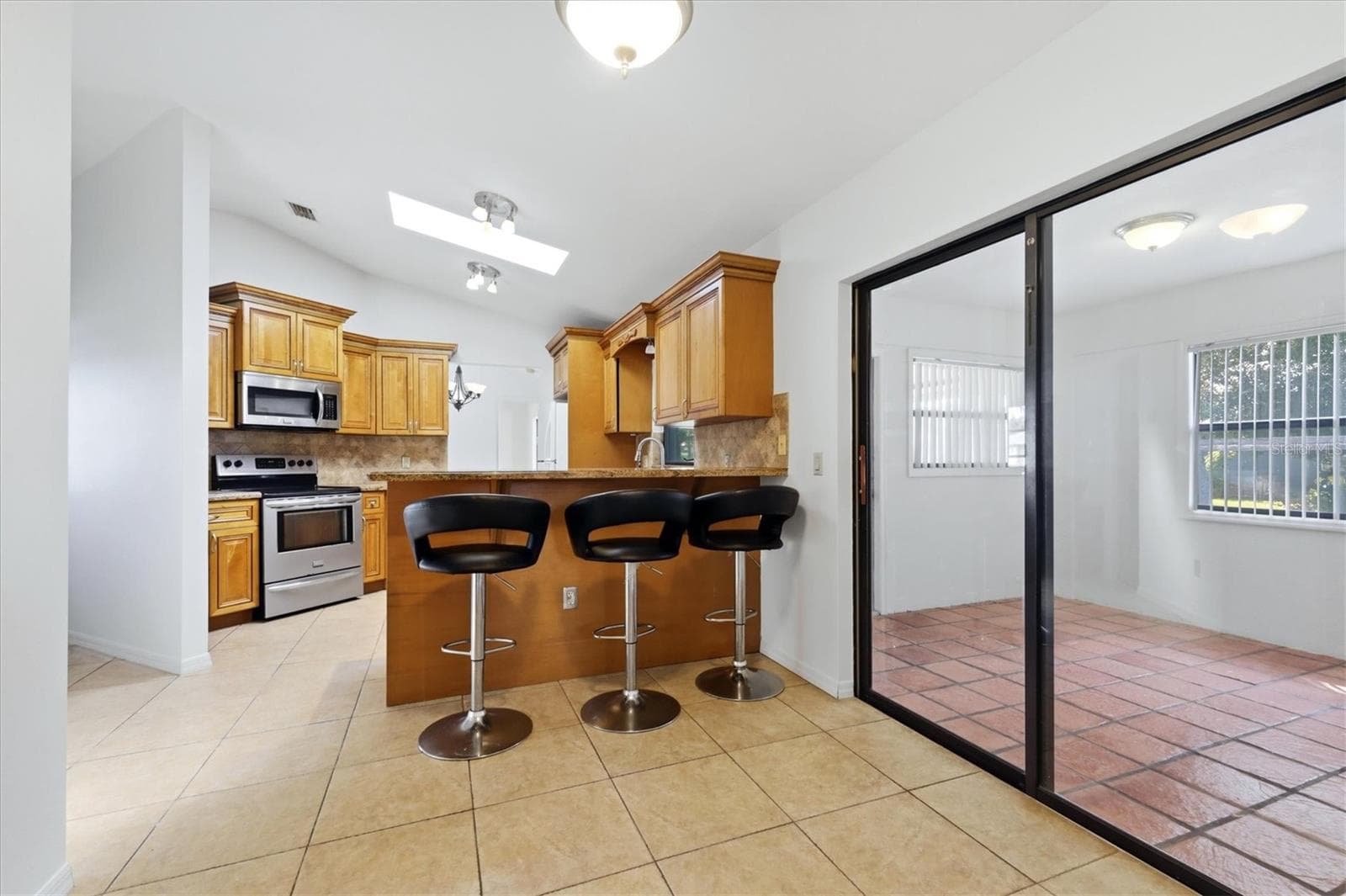 Single Family Residence at 21483 BANCROFT AVE, PORT CHARLOTTE, photo 5 of 31