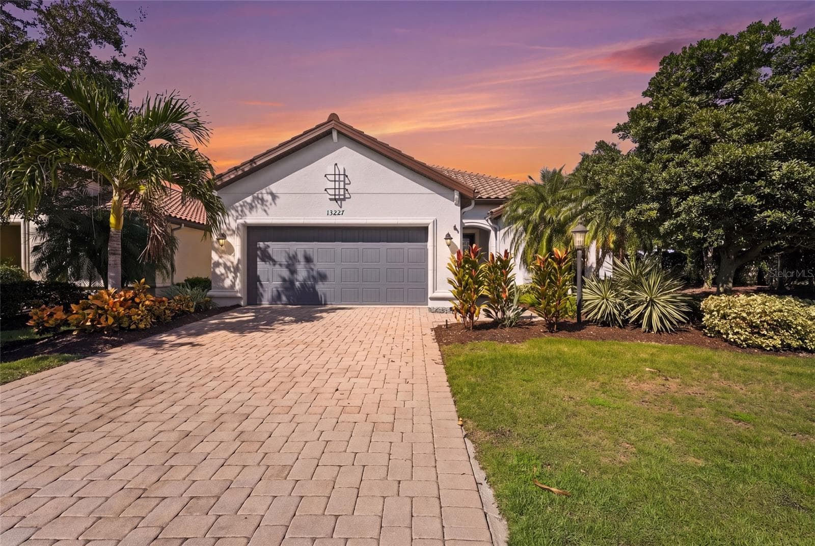 13227 PALERMO DR