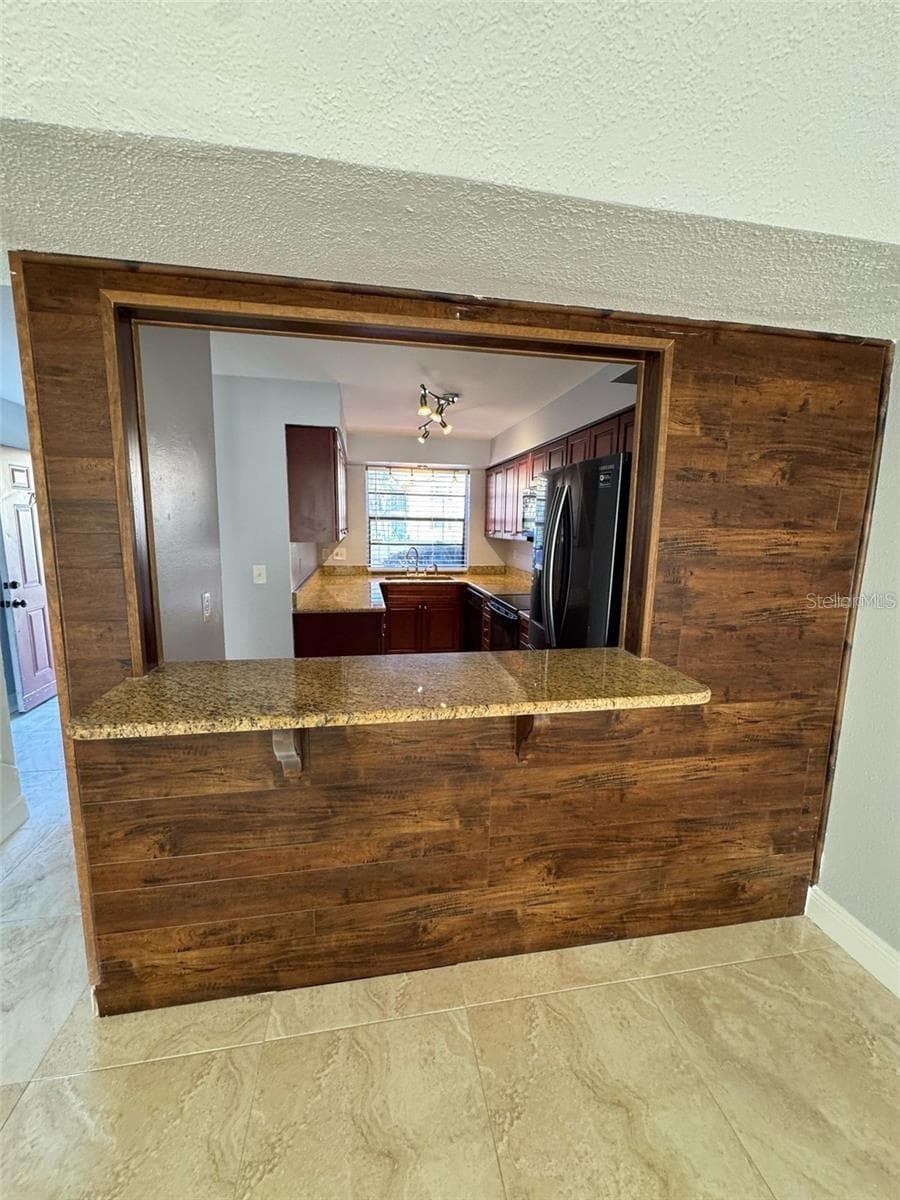 Townhouse at 7517 CAMARINA CALLE, TAMPA, photo 17 of 21