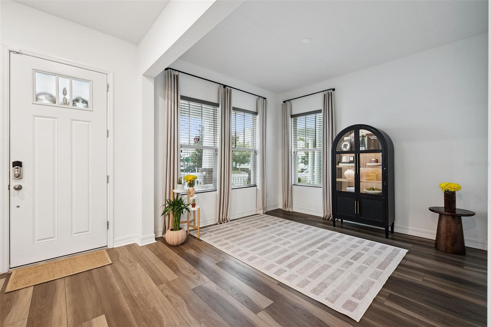 Flex Space near Front Entry - 7313 TIDEPOOL PL, CELEBRATION