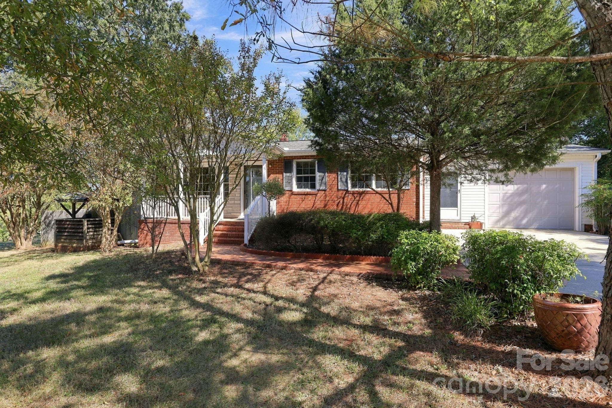 120 Glenwood Drive SW