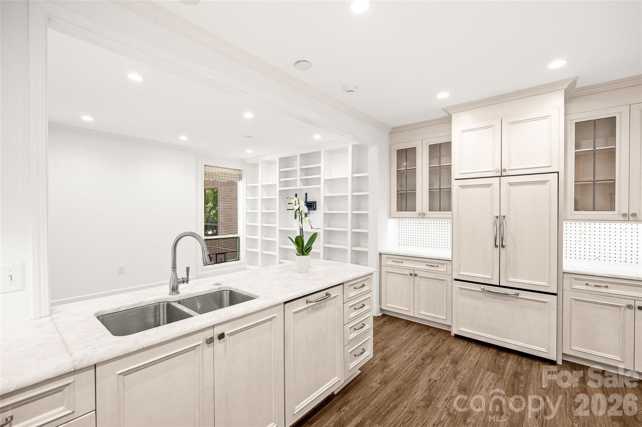 Kitchen - 922 Cherokee Road, Charlotte