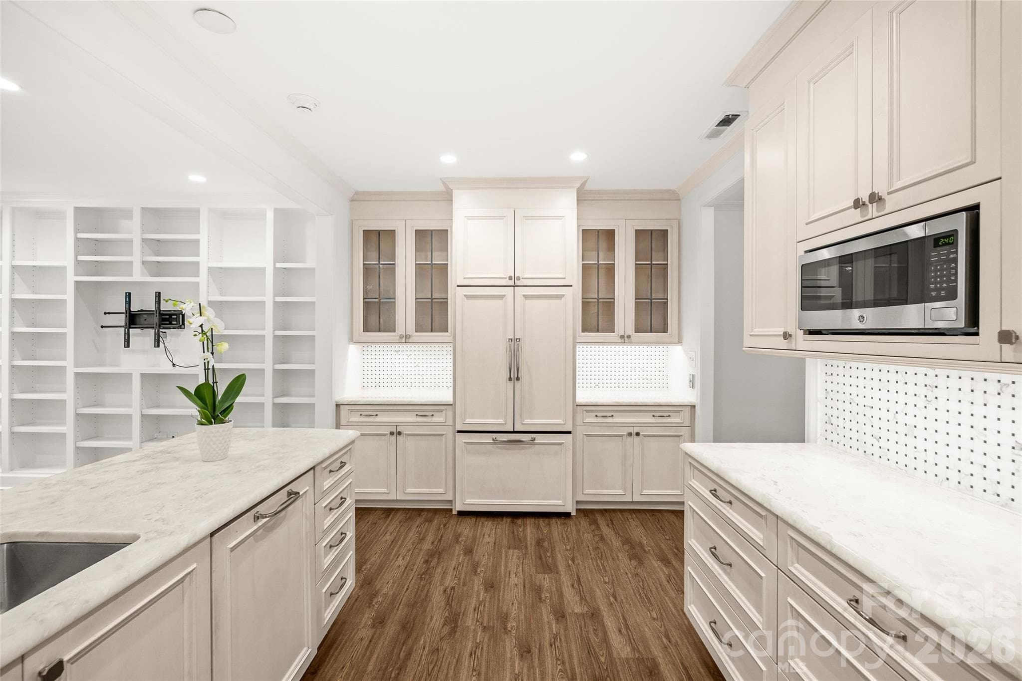 Kitchen - 922 Cherokee Road, Charlotte