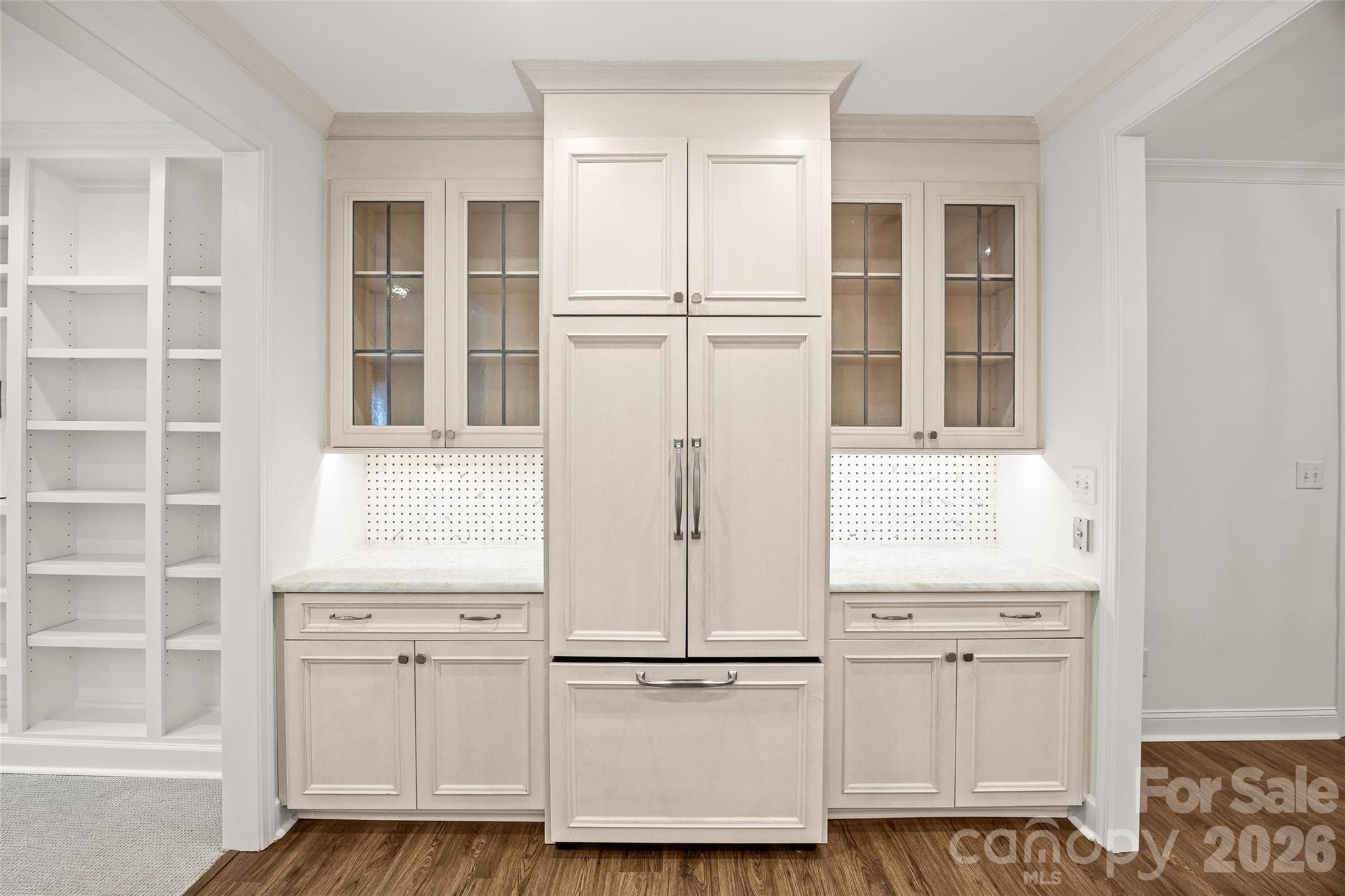 Kitchen - 922 Cherokee Road, Charlotte