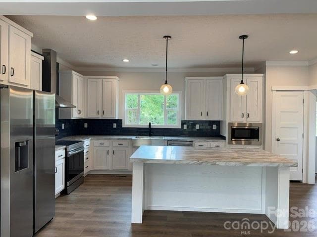 Single Family Residence at 1721 Middleton Drive, Morganton, photo 6 of 19