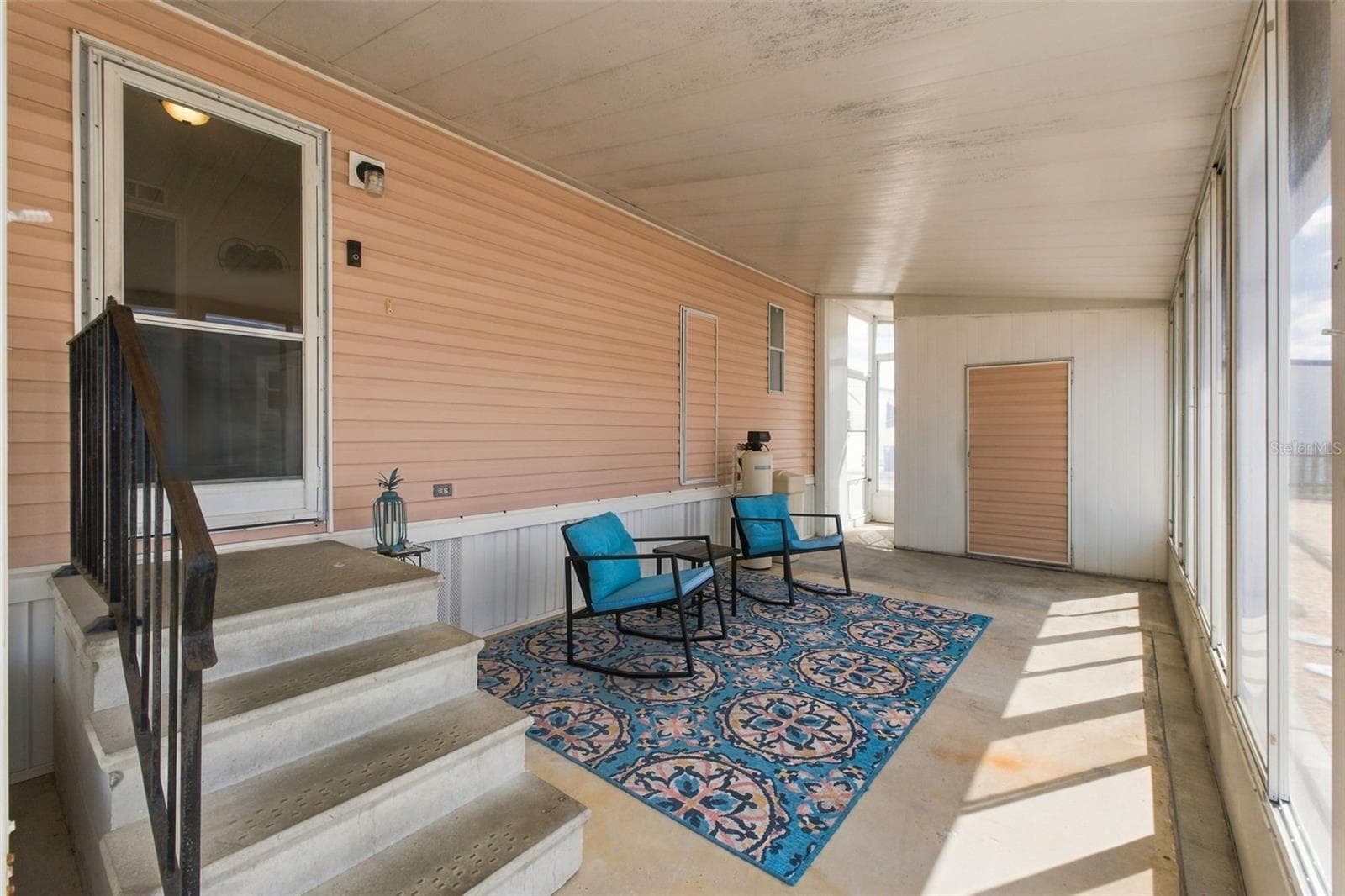 Manufactured Home at 7318 GRAND PINE DR, HUDSON, photo 3 of 30