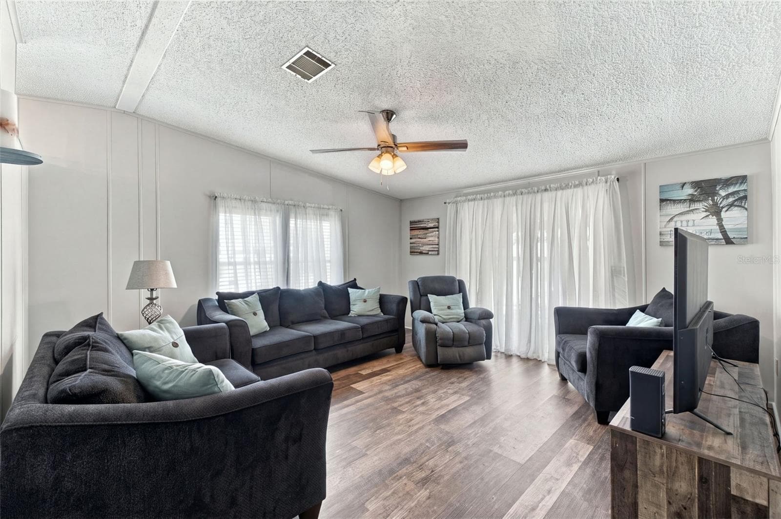 Manufactured Home at 7318 GRAND PINE DR, HUDSON, photo 7 of 30