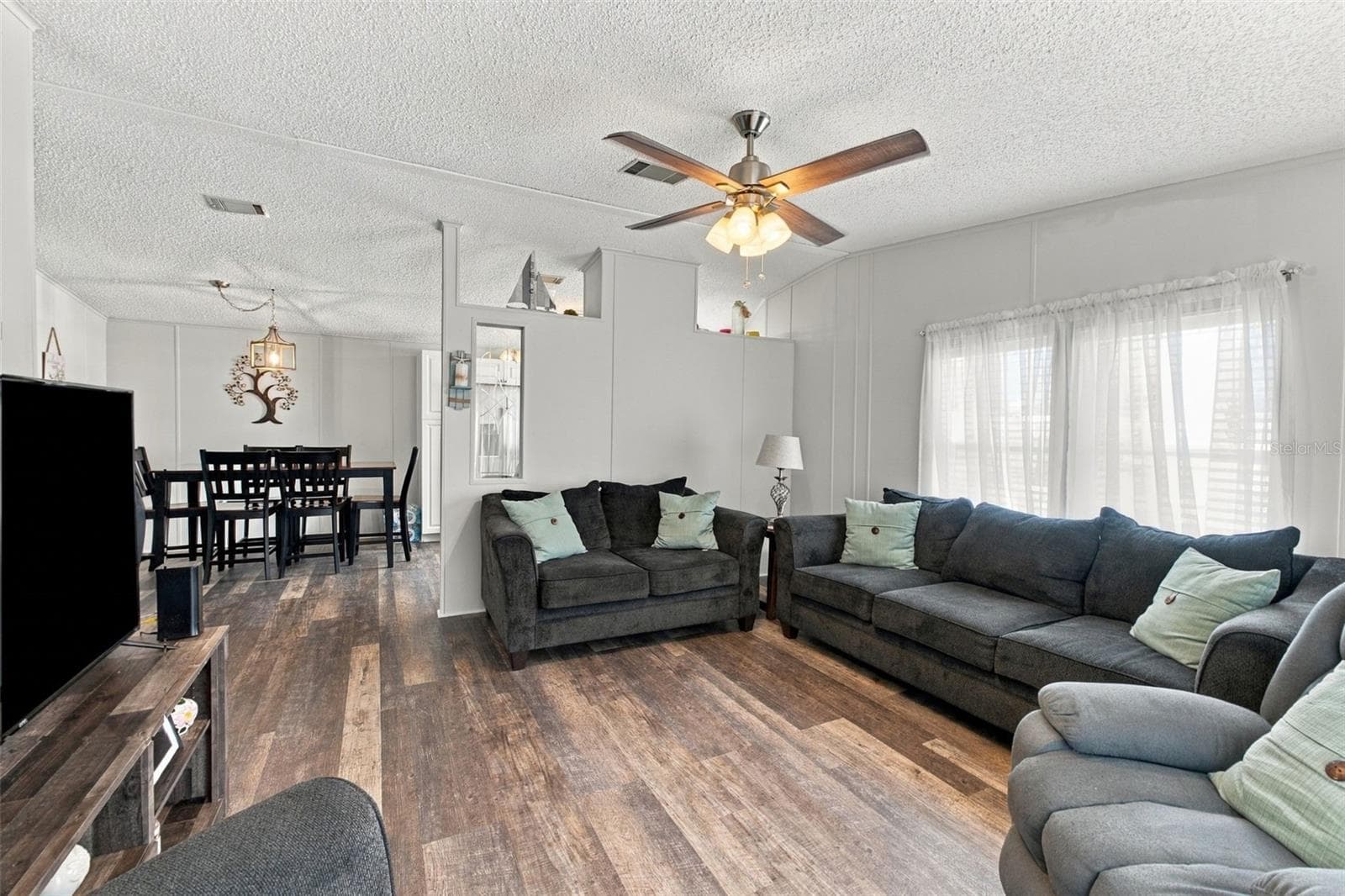 Manufactured Home at 7318 GRAND PINE DR, HUDSON, photo 9 of 30