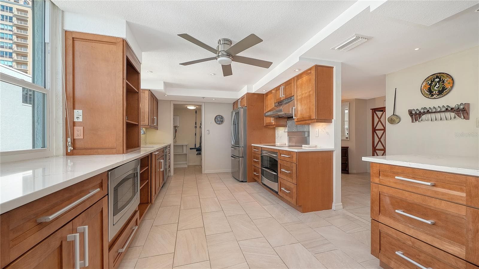 Condominium at 99 SUNSET DR #401, SARASOTA, photo 47 of 88