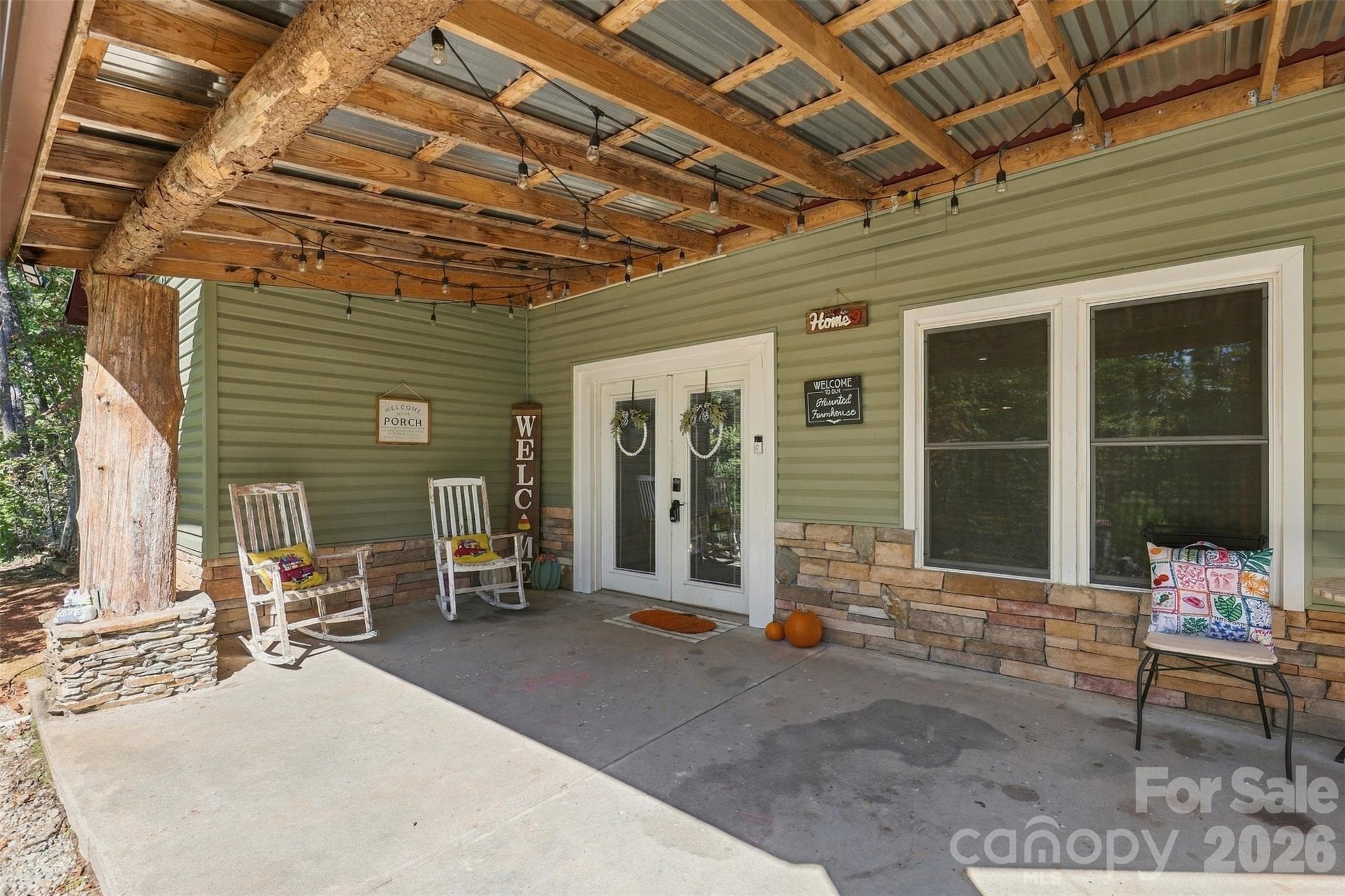 Single Family Residence at 1924 Windy Hill Place, Lenoir, photo 5 of 31