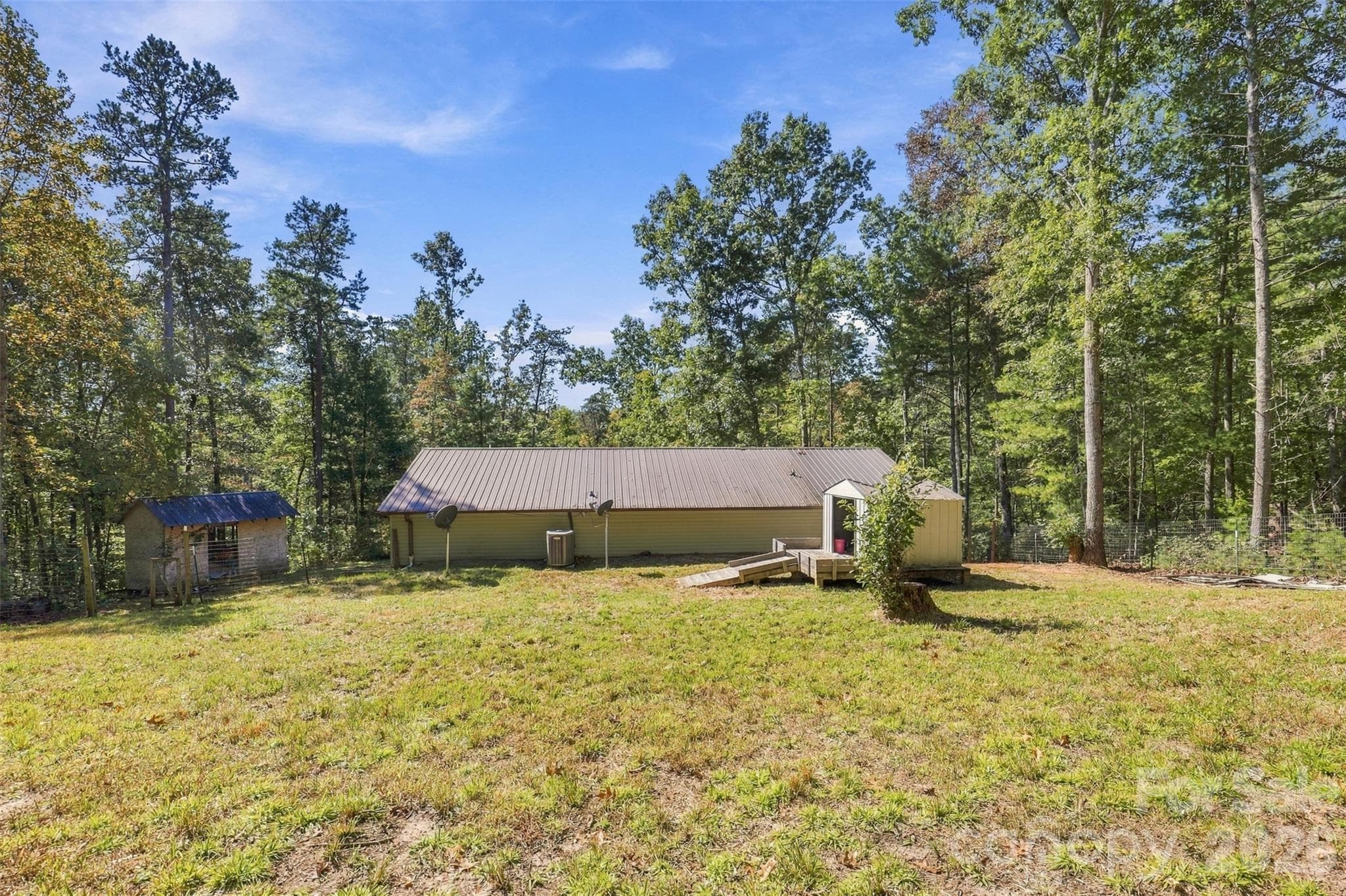 Single Family Residence at 1924 Windy Hill Place, Lenoir, photo 27 of 31