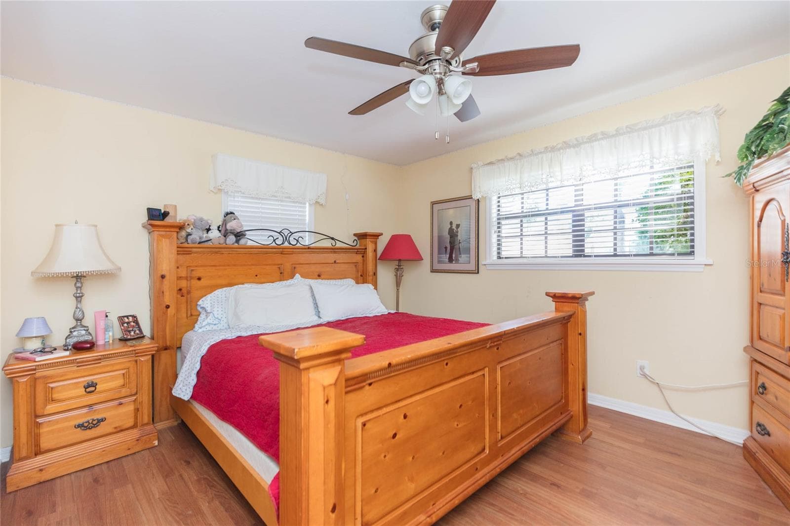 Single Family Residence at 2219 SHADEHILL CT, TAMPA, photo 27 of 49