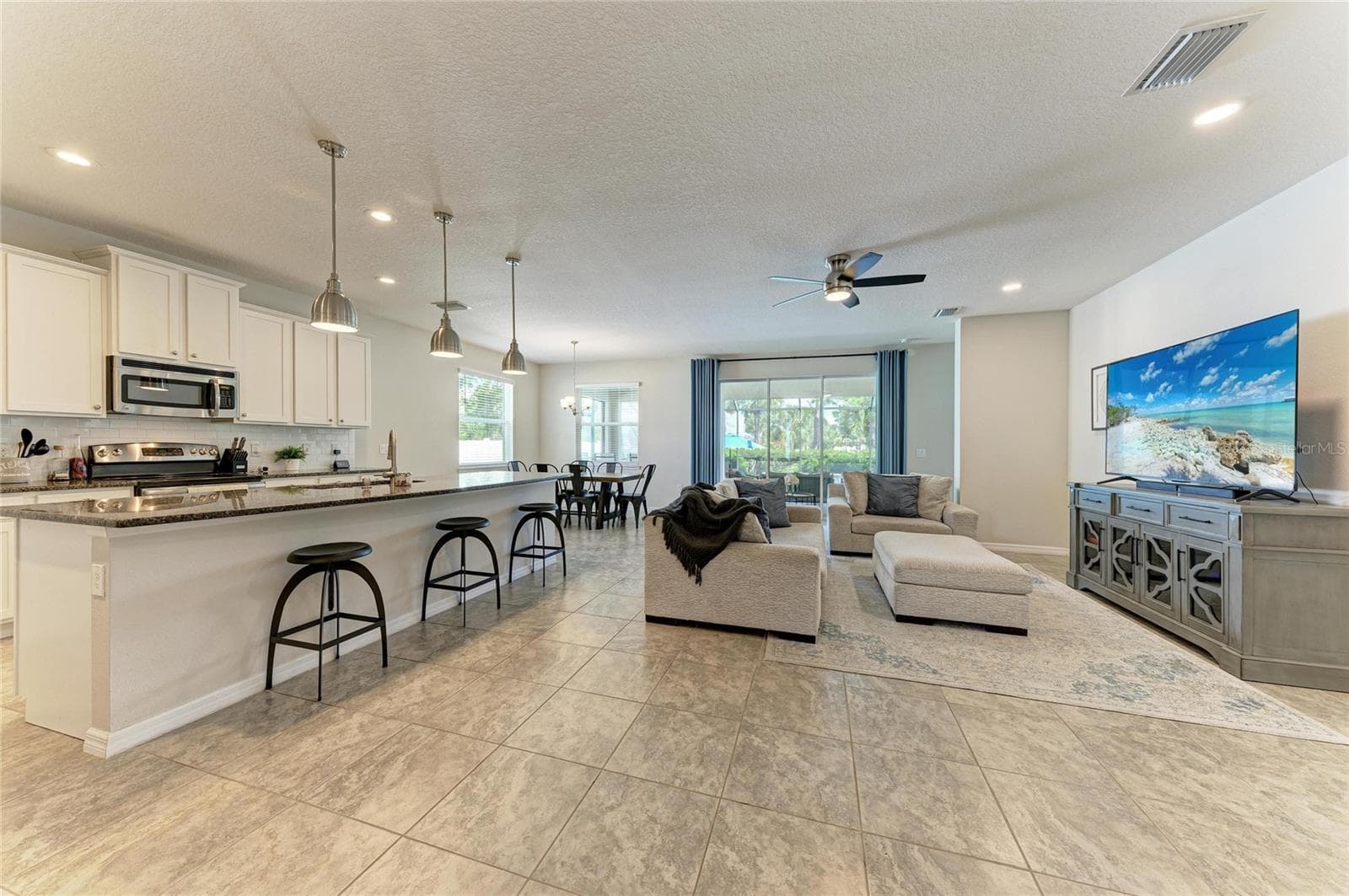 Single Family Residence at 119 BRILLIANT BLOOM CT, BRADENTON, photo 7 of 68