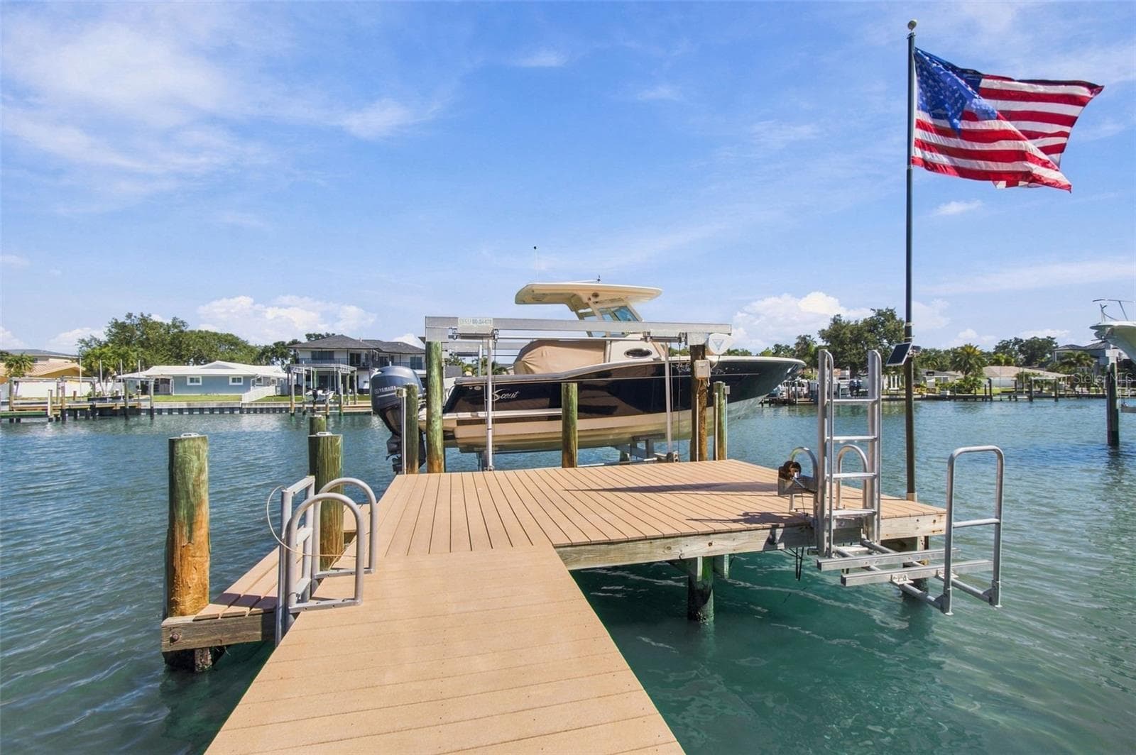 Single Family Residence at 707 SNUG IS, CLEARWATER BEACH, photo 74 of 85