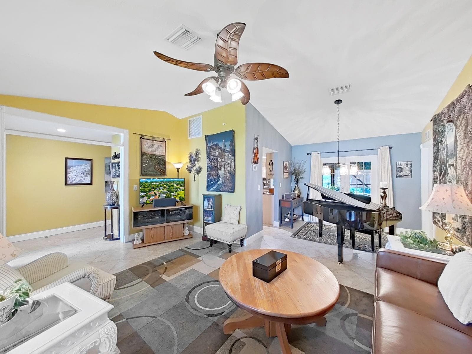Ceiling fan - 169 FOXCROFT DR W, PALM HARBOR