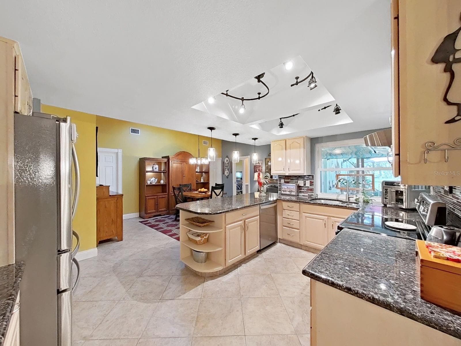 kitchen - 169 FOXCROFT DR W, PALM HARBOR