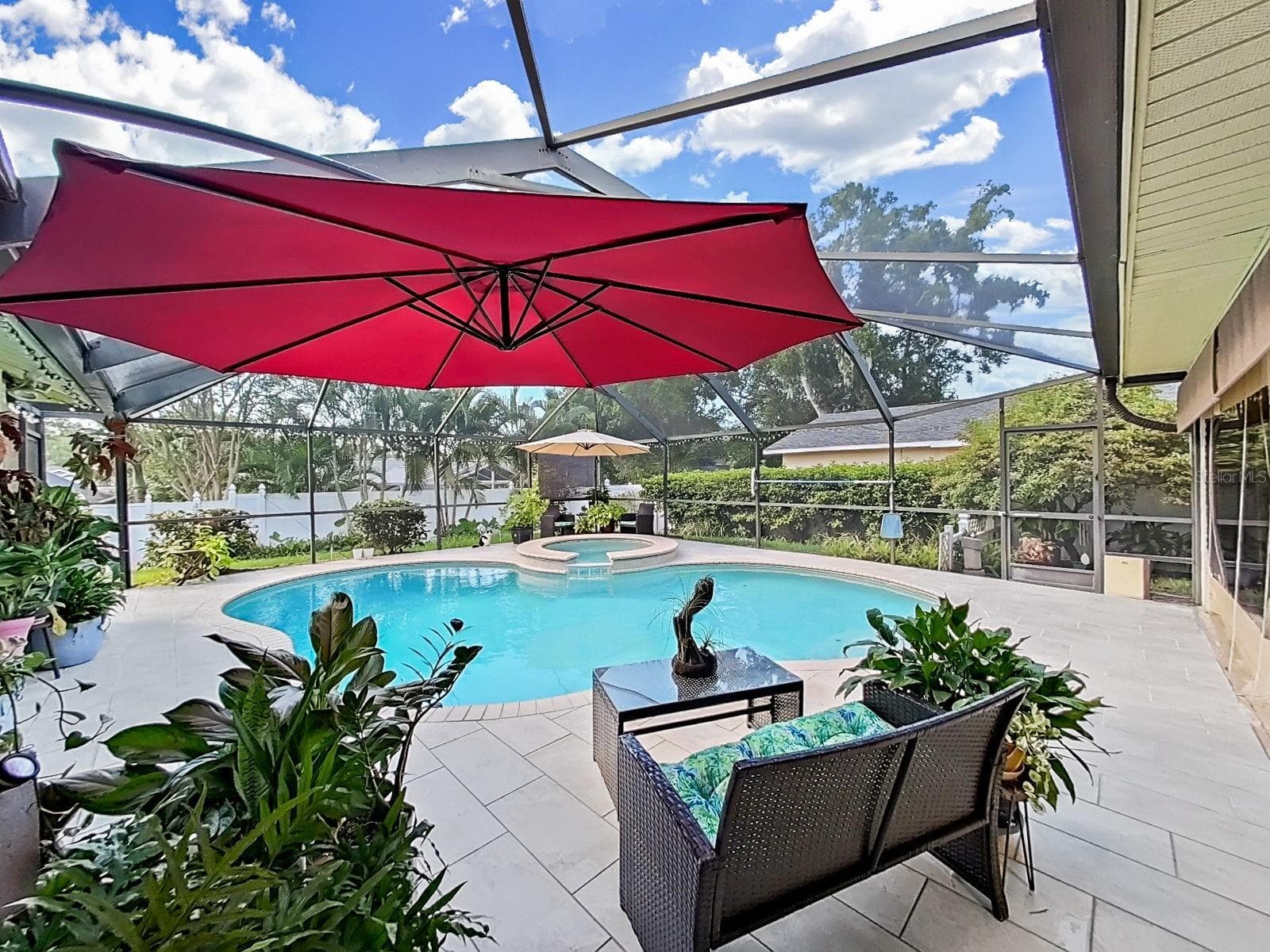 Pool area - 169 FOXCROFT DR W, PALM HARBOR