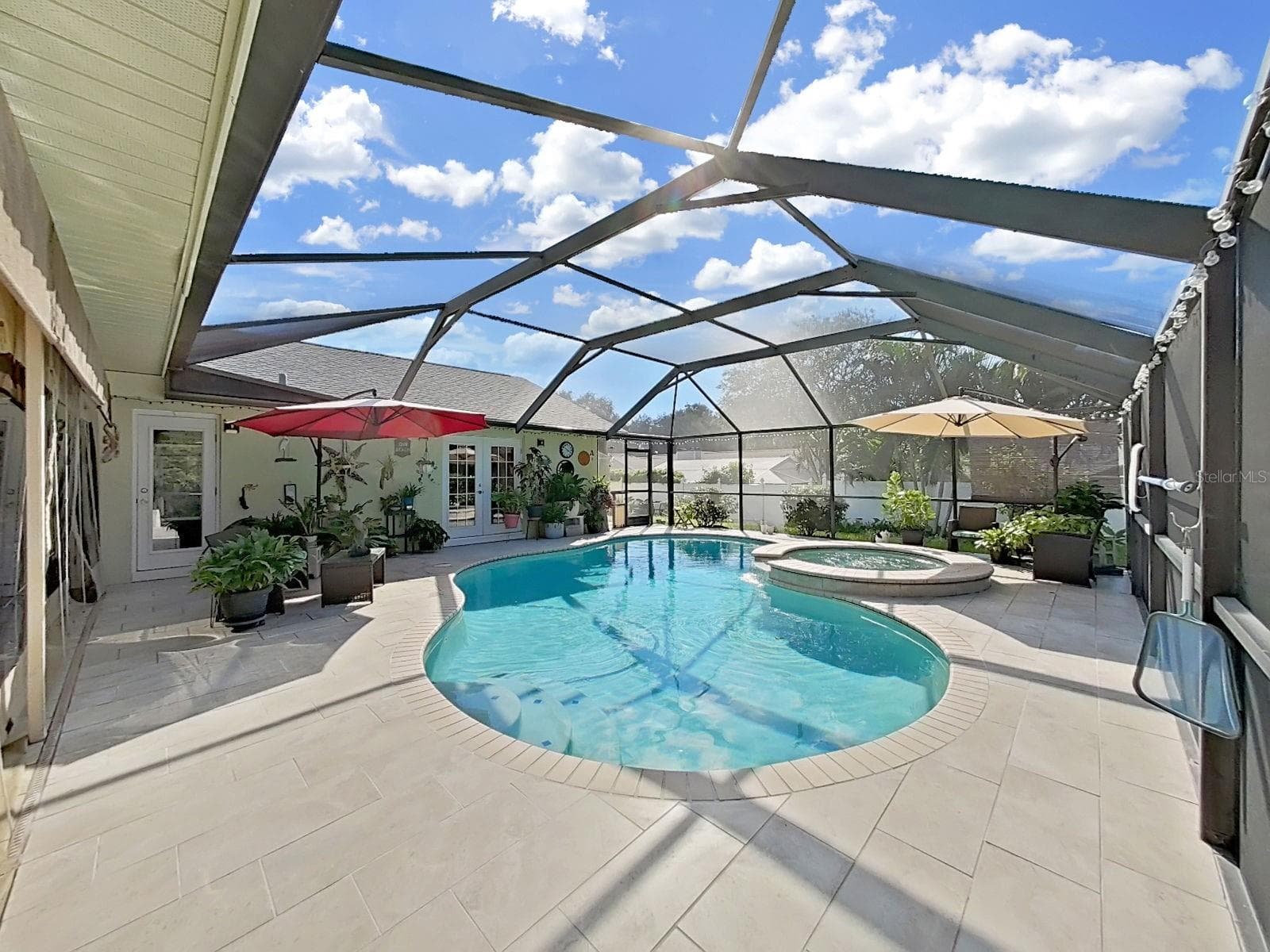 Pool area - 169 FOXCROFT DR W, PALM HARBOR