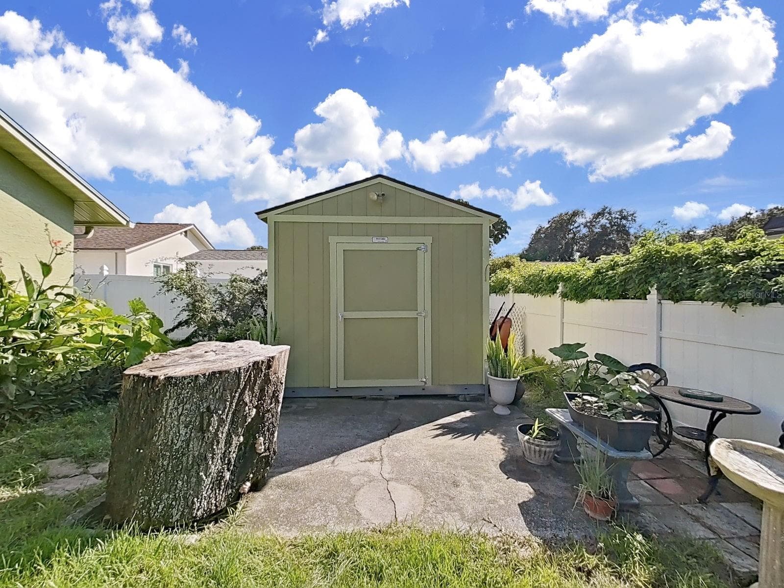 Shed w/AC - 169 FOXCROFT DR W, PALM HARBOR