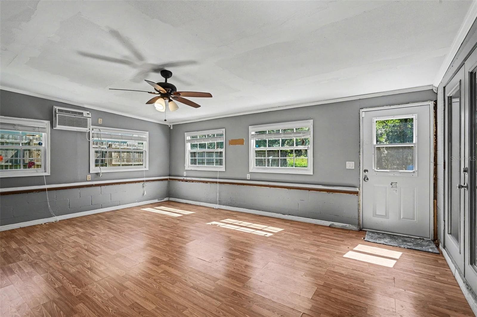 Single Family Residence at 252 LONGHORN DR, APOPKA, photo 9 of 12