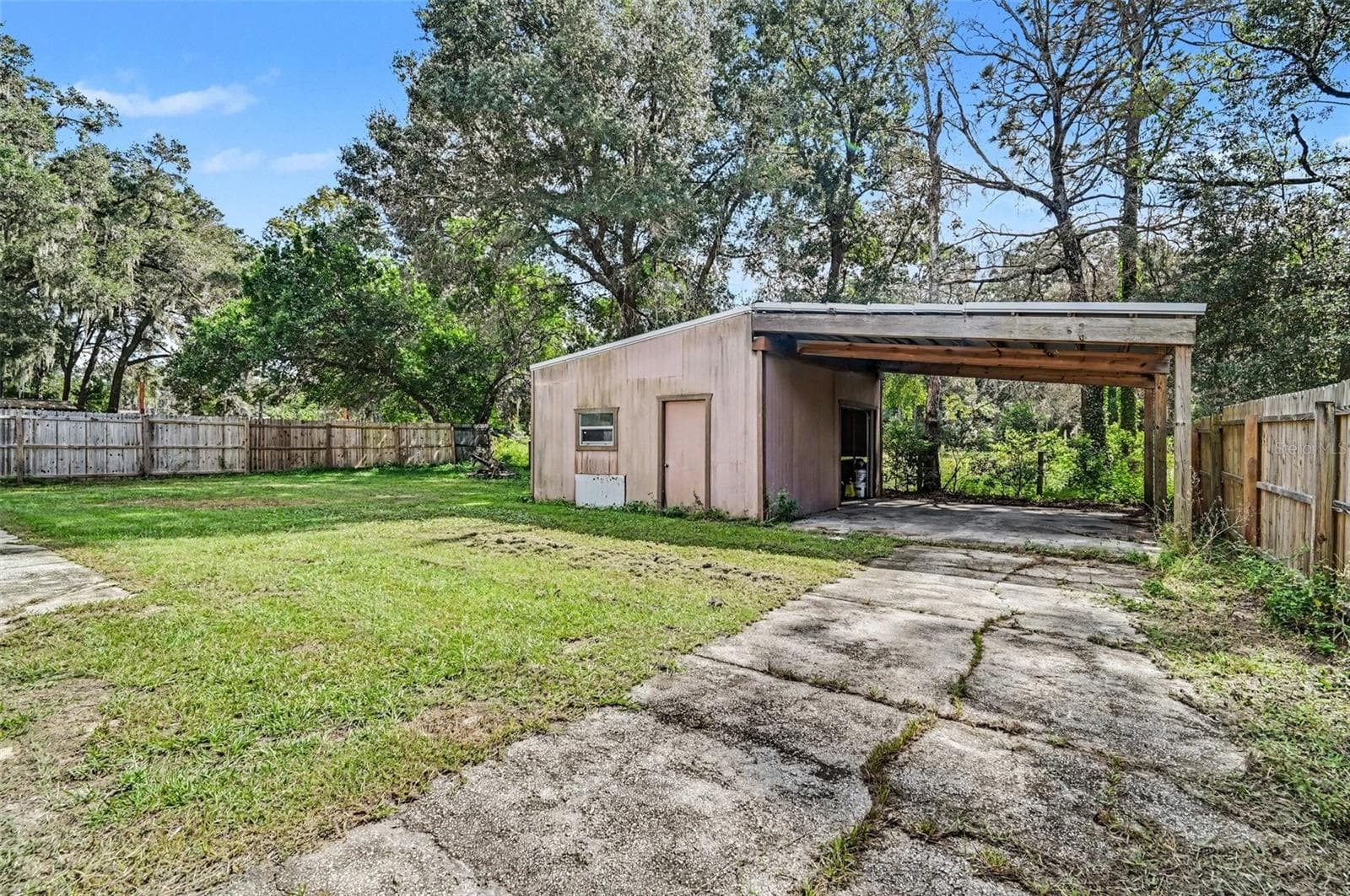 Single Family Residence at 252 LONGHORN DR, APOPKA, photo 11 of 12