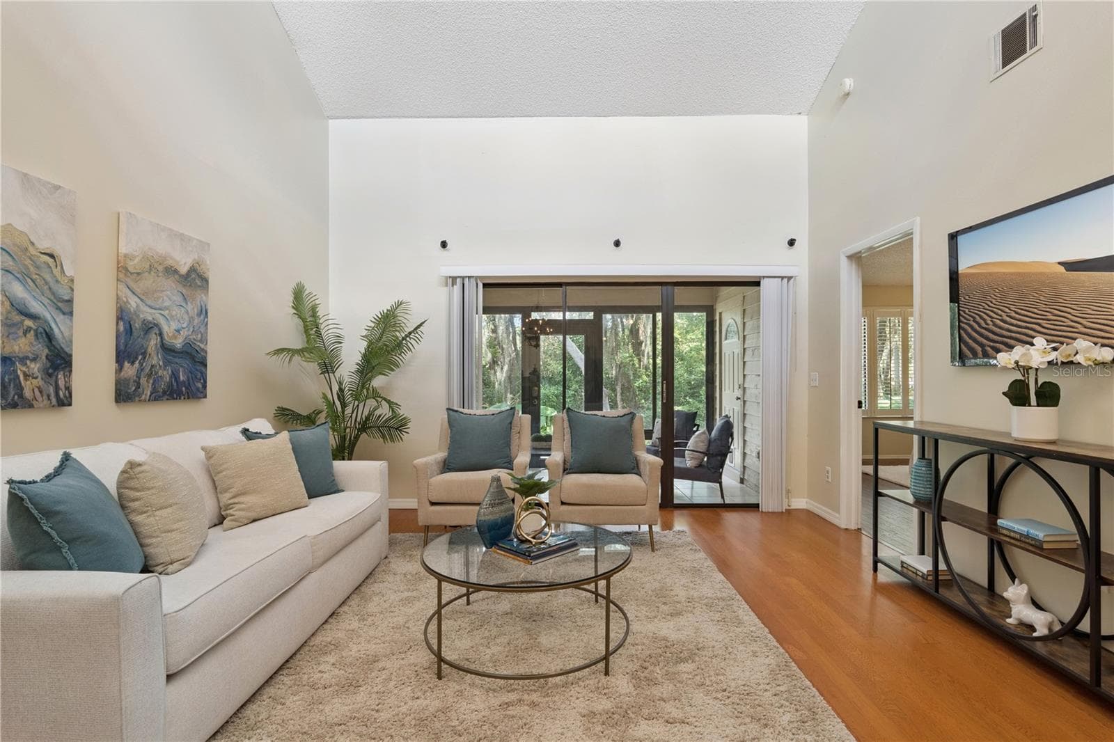 Townhouse at 440 EVESHAM PL, LONGWOOD, photo 12 of 48