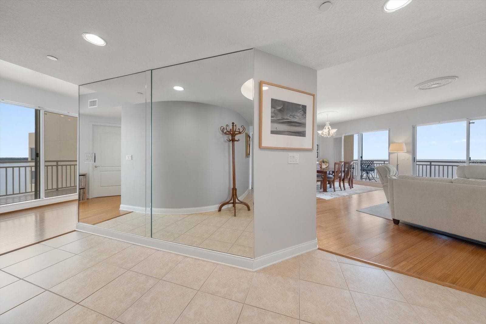Condominium at 1200 GULF BLVD #1704, CLEARWATER, photo 4 of 68