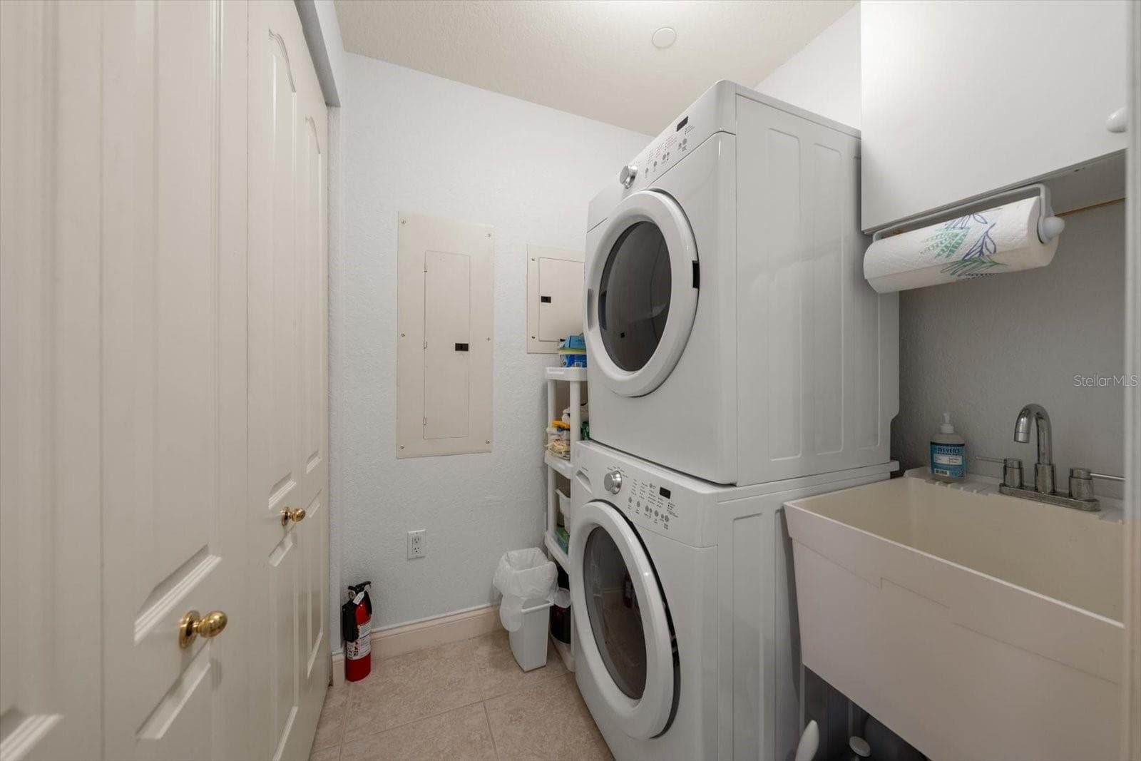 Condominium at 1200 GULF BLVD #1704, CLEARWATER, photo 41 of 68