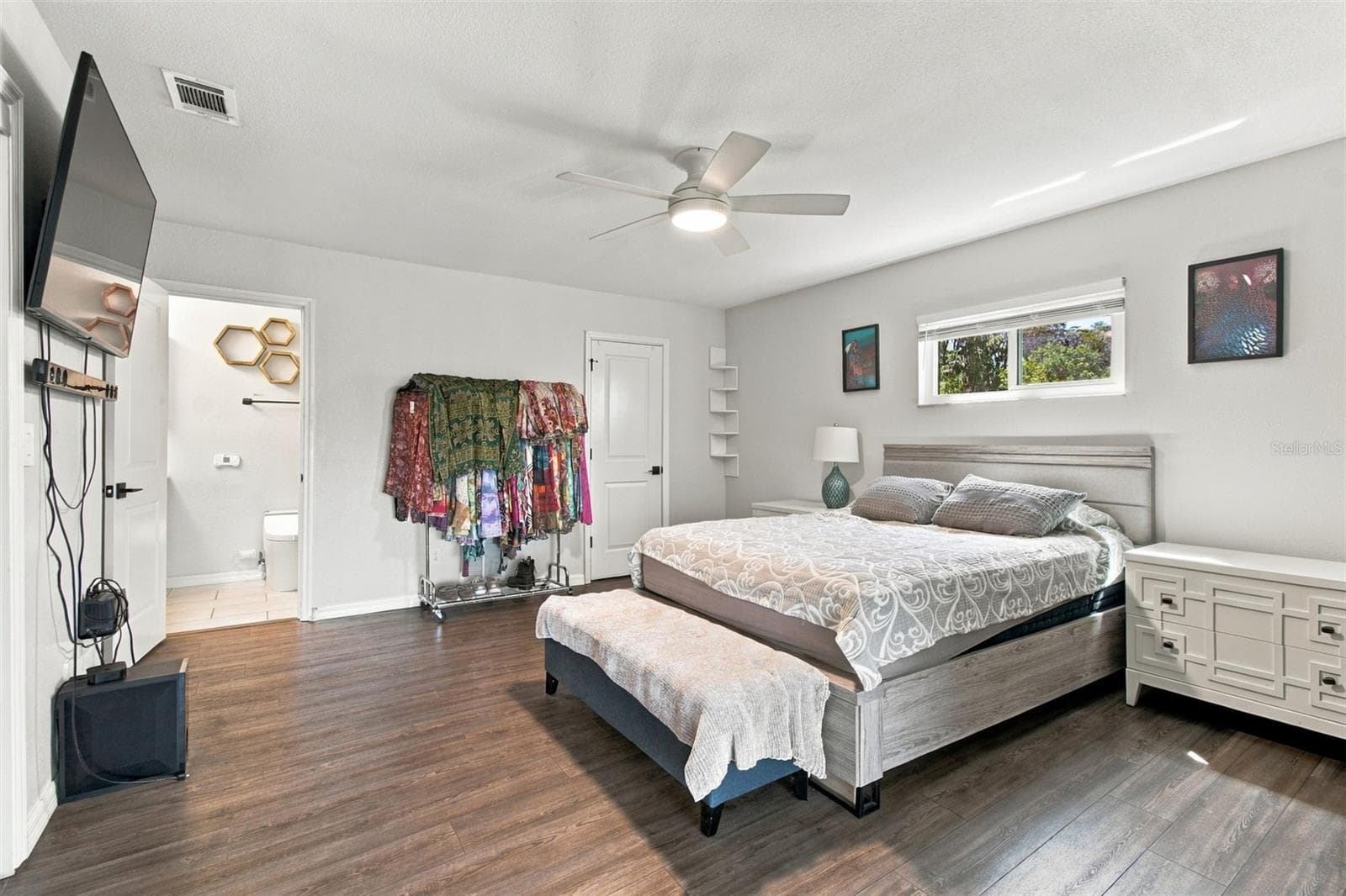 Single Family Residence at 12527 LACEY DR, NEW PORT RICHEY, photo 14 of 72