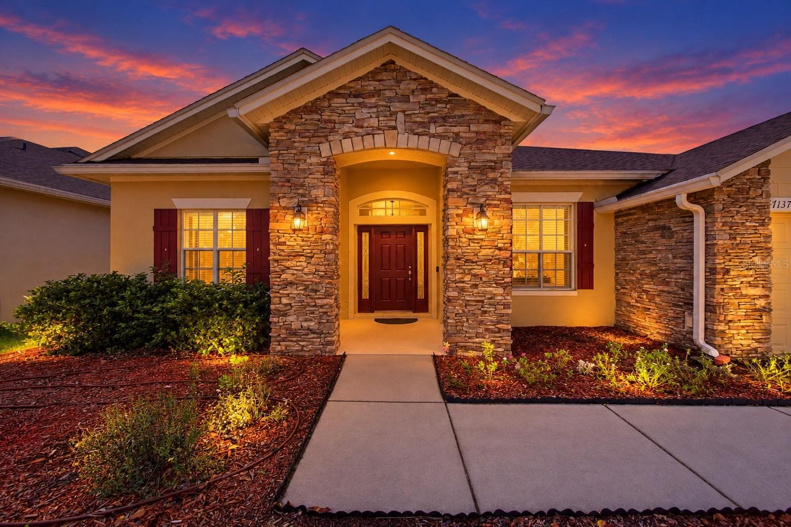 Single Family Residence at 7137 DERWENT GLEN CIR, LAND O LAKES, photo 2 of 26