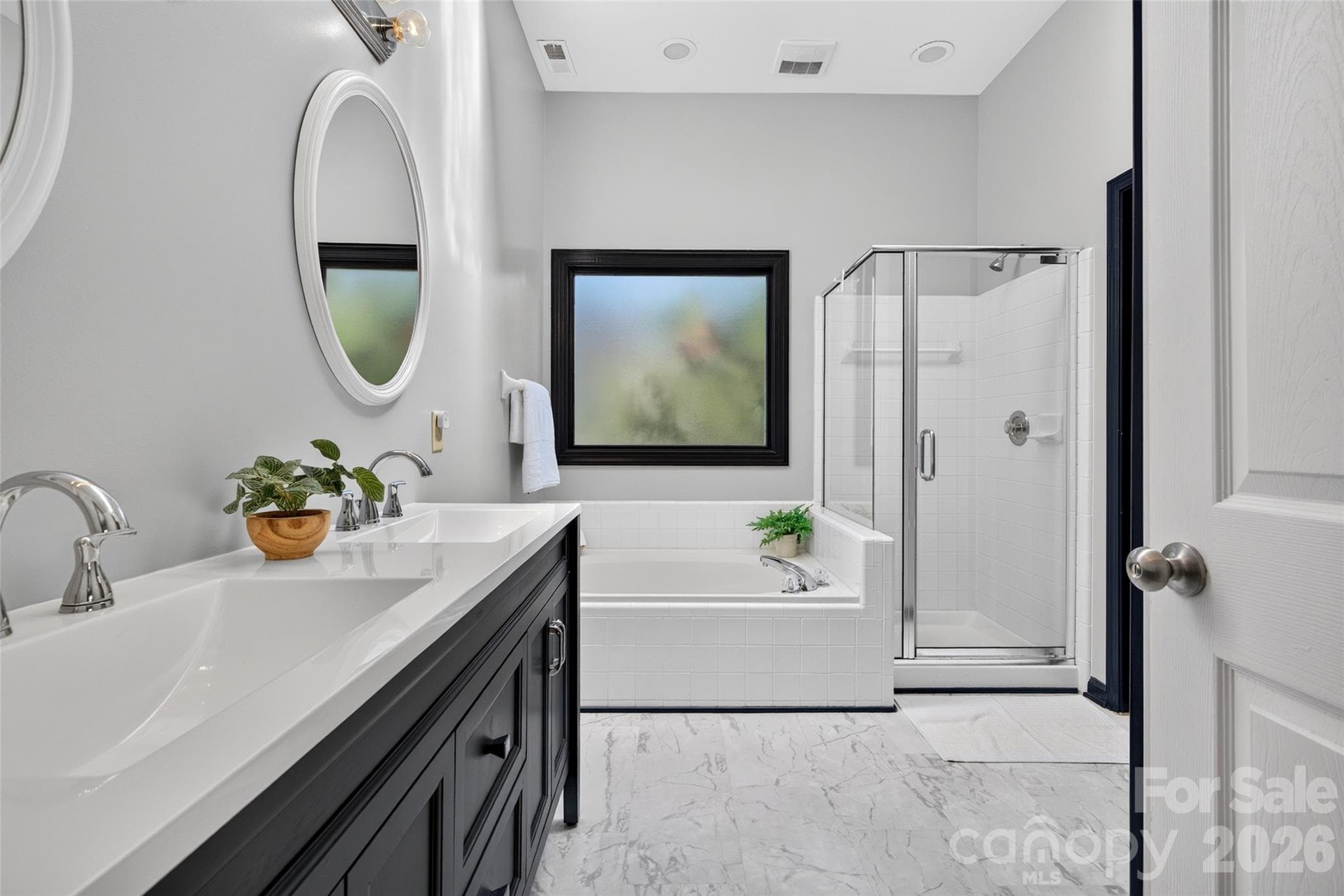 Primary Bath - 17214 Chardonnay Court, Cornelius