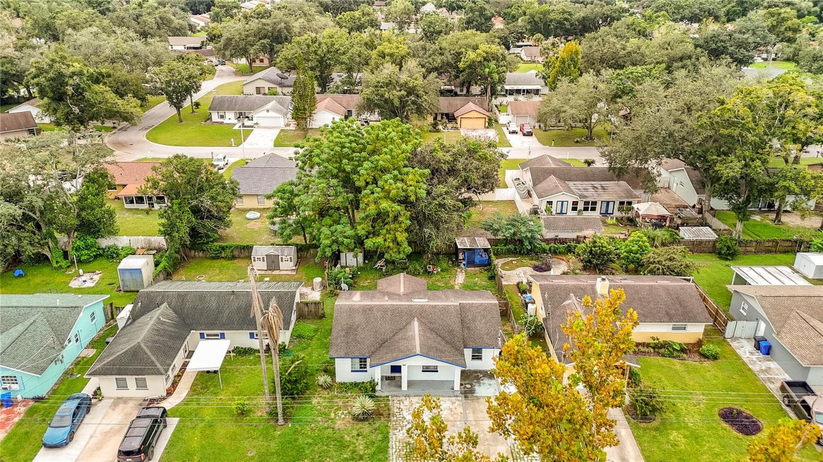 Single Family Residence at 7331 FILBERT LN, TAMPA, photo 4 of 47