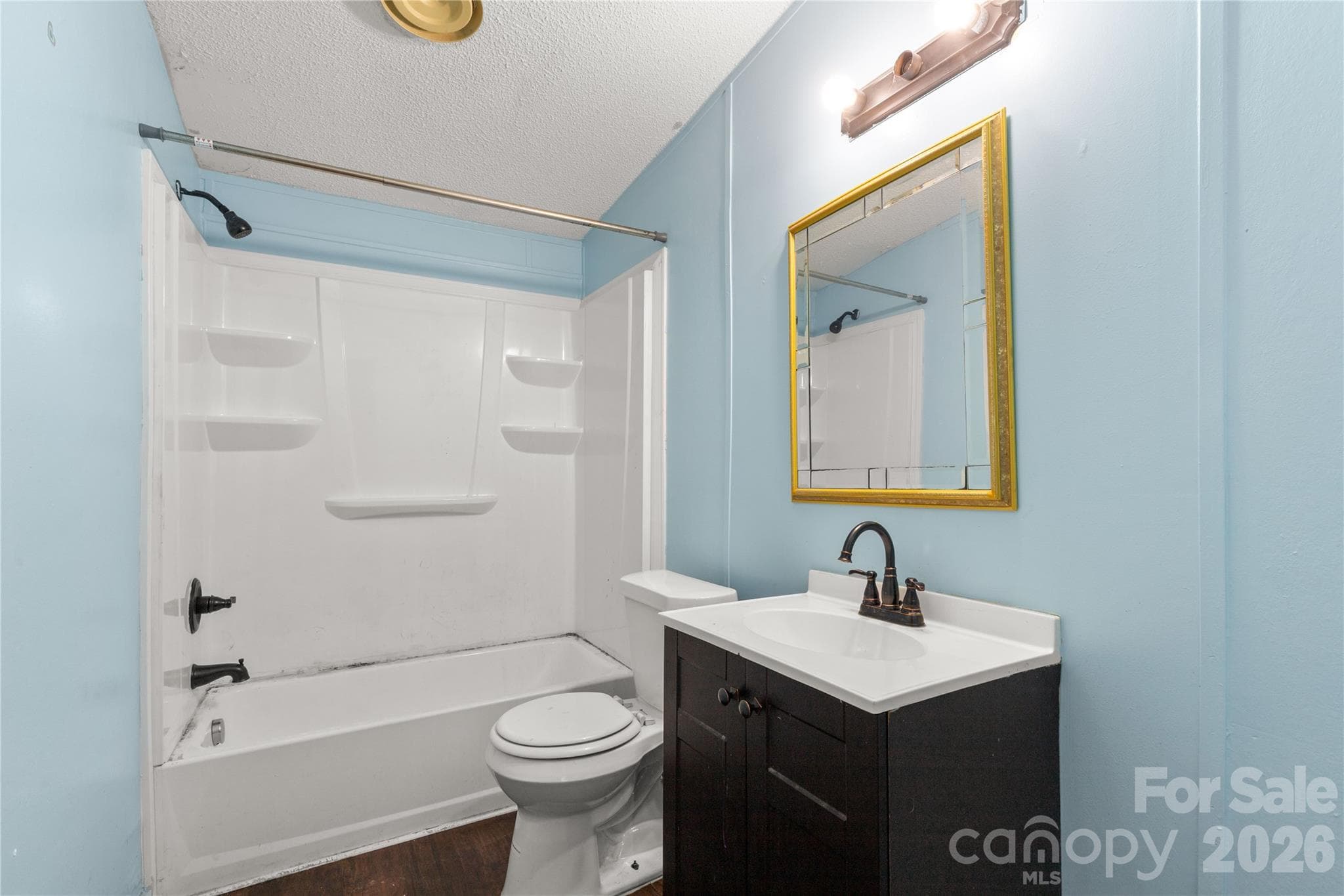 Single Family Residence at 1201 Shiloh Drive, Lancaster, photo 9 of 17