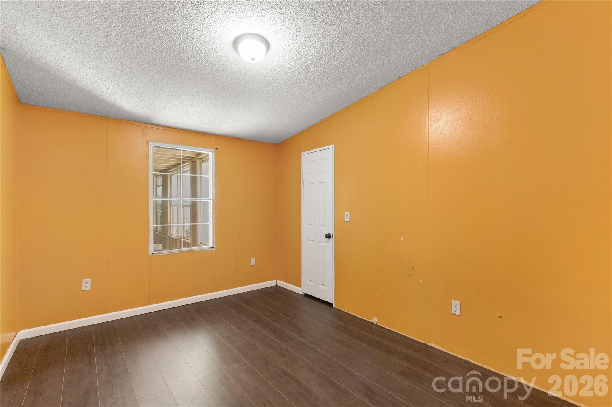 Single Family Residence at 1201 Shiloh Drive, Lancaster, photo 11 of 17