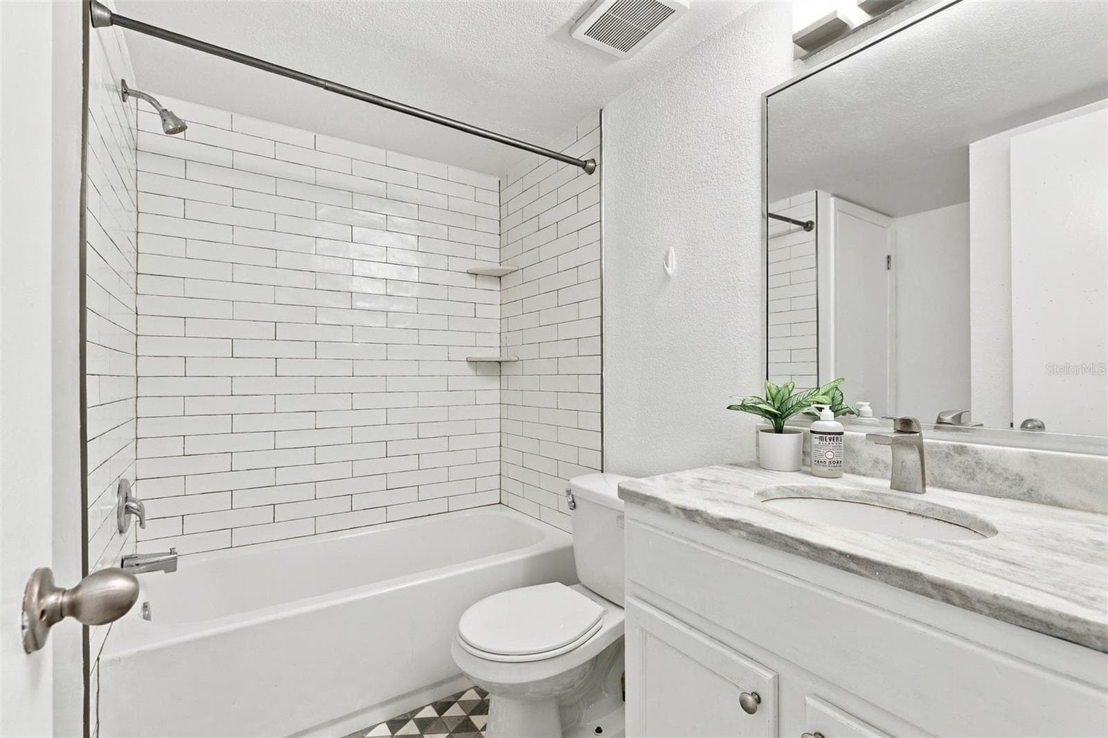Condominium at 3124 PLAZA TERRACE DR #3124, ORLANDO, photo 15 of 26