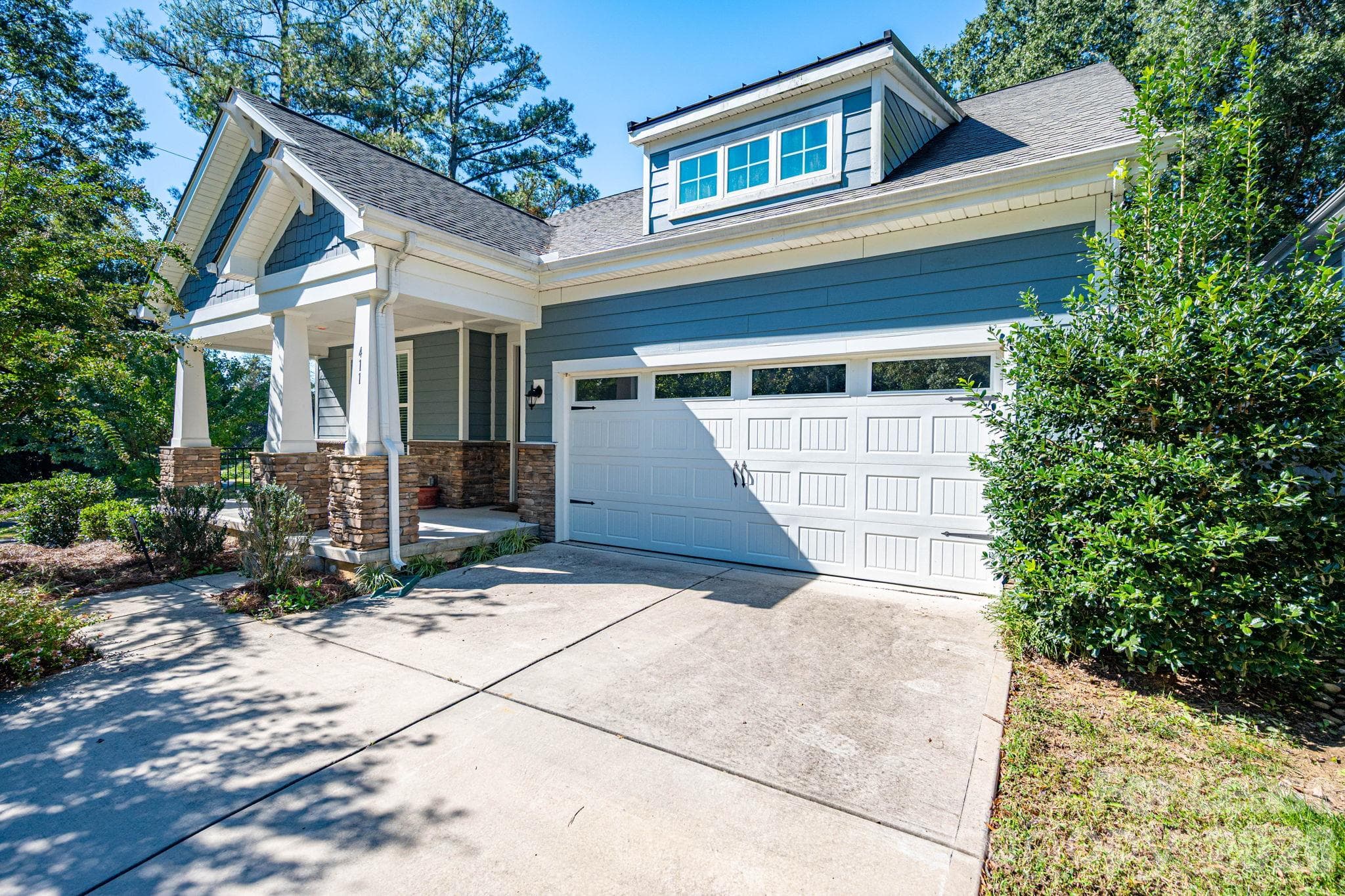 Single Family Residence at 411 Church Street S, Gastonia, photo 2 of 29